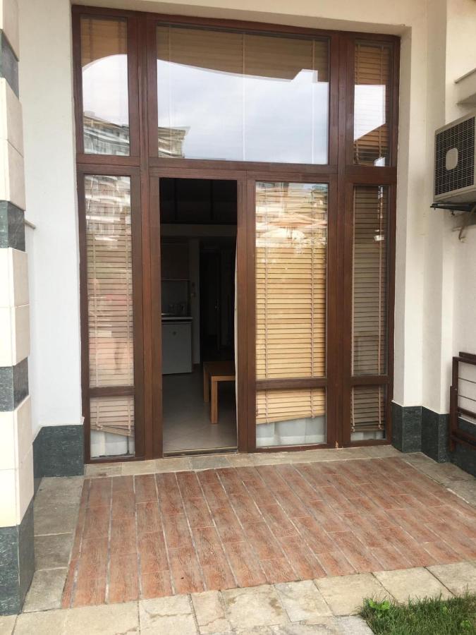Private Apartments In Emerald ラヴダ エクステリア 写真
