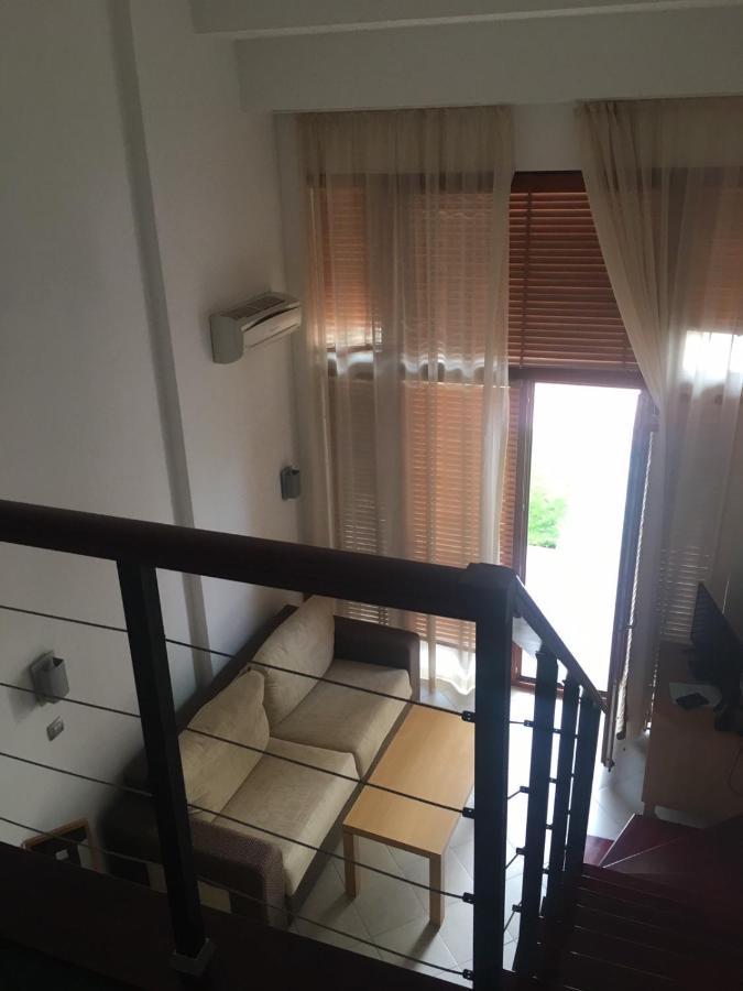 Private Apartments In Emerald ラヴダ エクステリア 写真