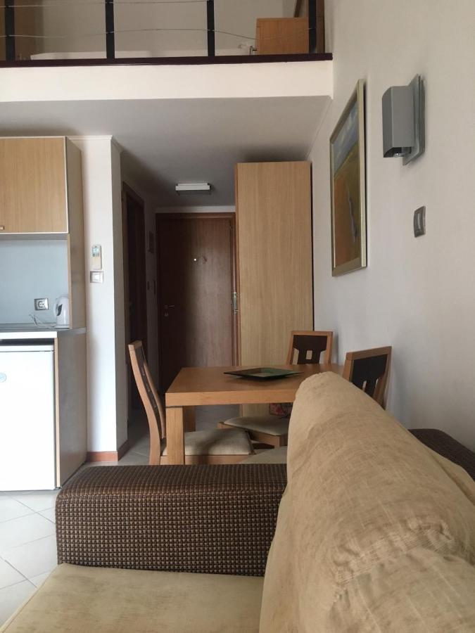 Private Apartments In Emerald ラヴダ エクステリア 写真