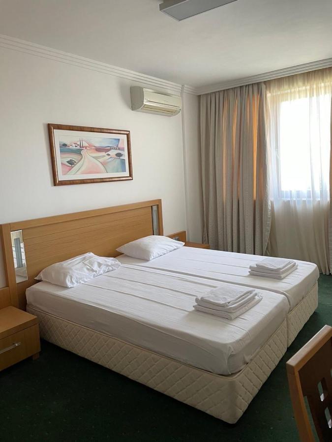 Private Apartments In Emerald ラヴダ エクステリア 写真