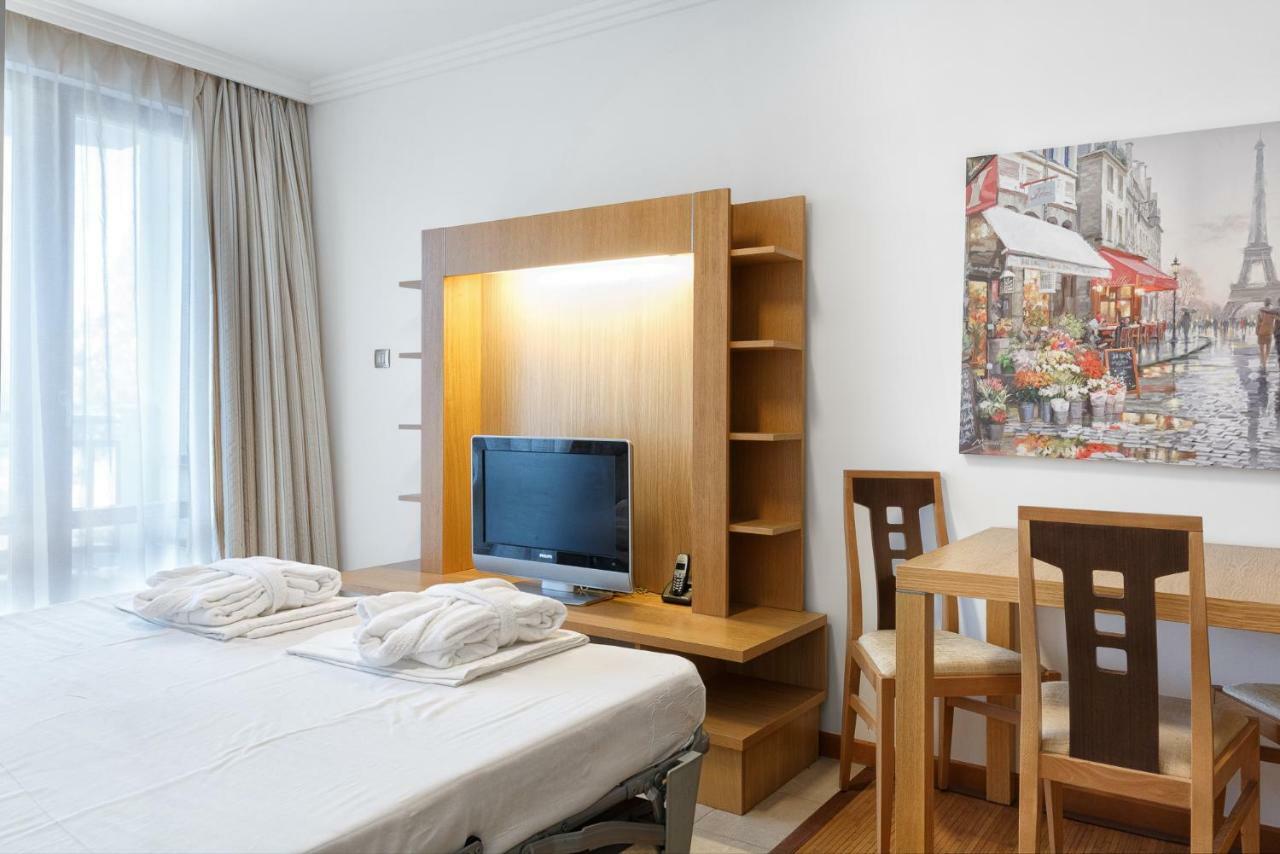 Private Apartments In Emerald ラヴダ エクステリア 写真
