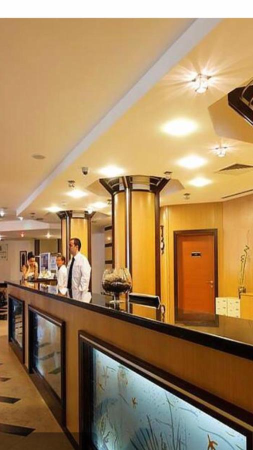 Private Apartments In Emerald ラヴダ エクステリア 写真