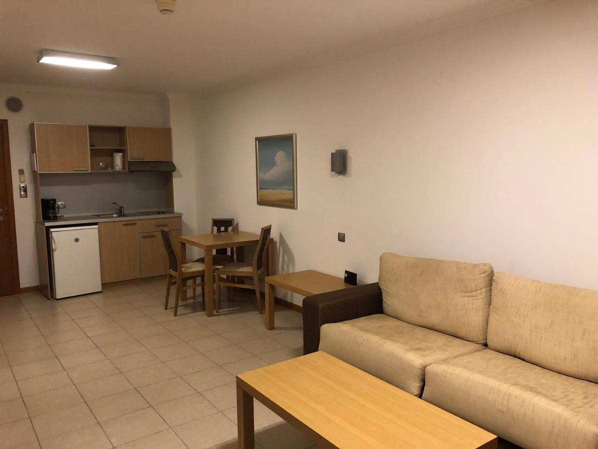 Private Apartments In Emerald ラヴダ エクステリア 写真