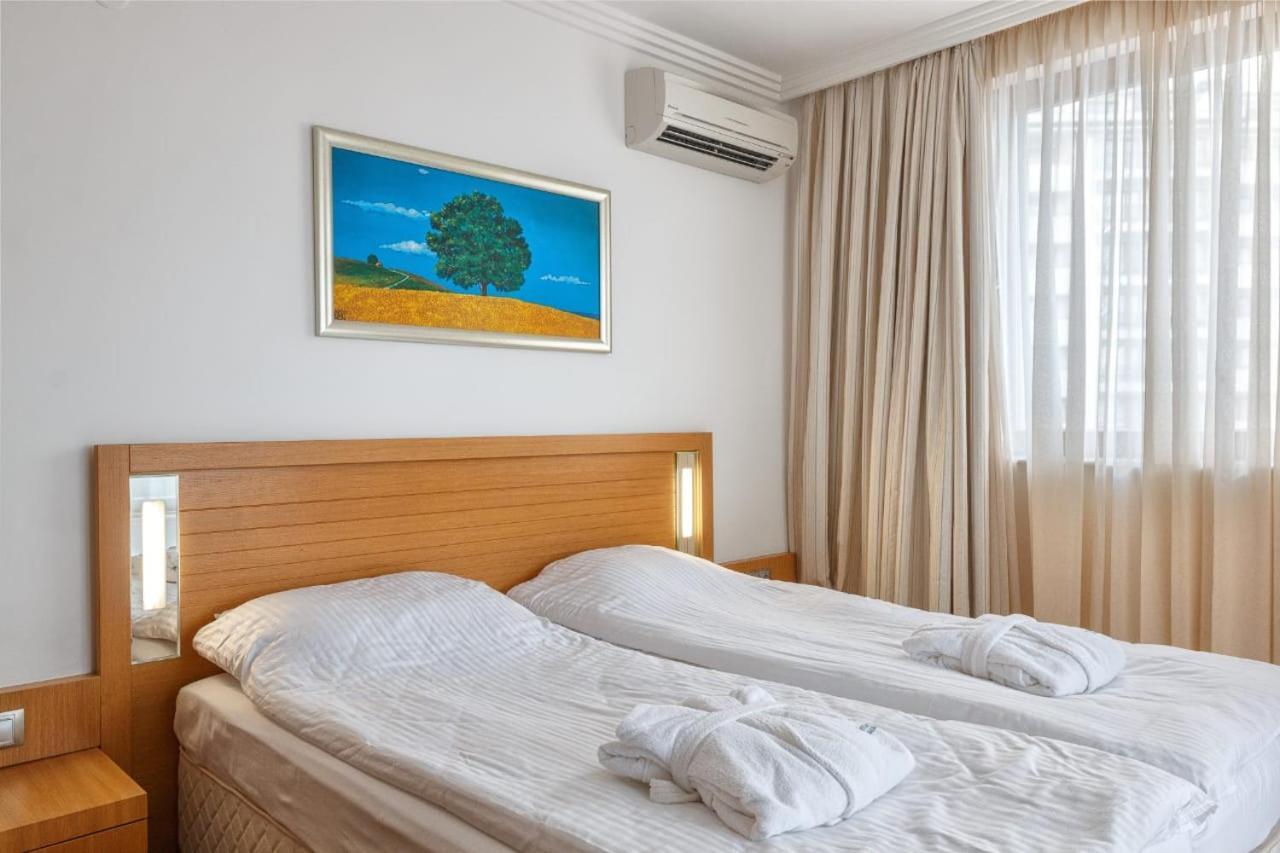 Private Apartments In Emerald ラヴダ エクステリア 写真